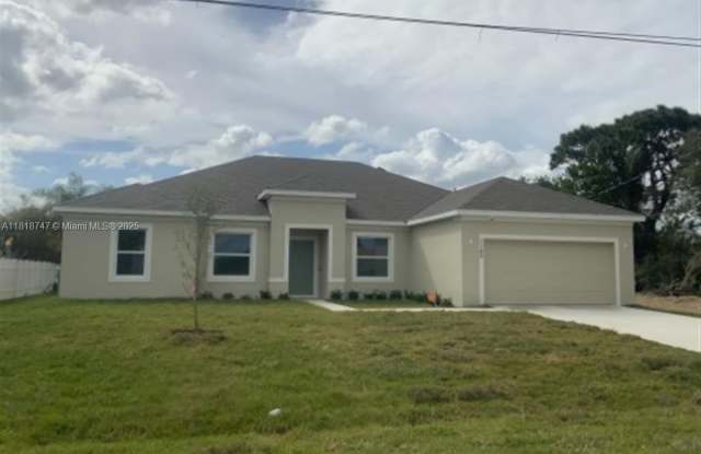 1142 SW Edinburgh Dr