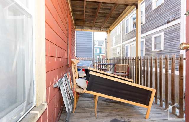 Perfect 3 Bed Right on Mission Hill 9/1/26