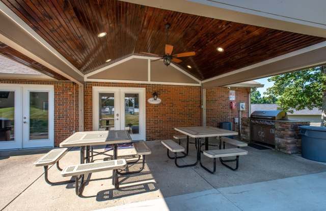 Sky Harbor Apartments