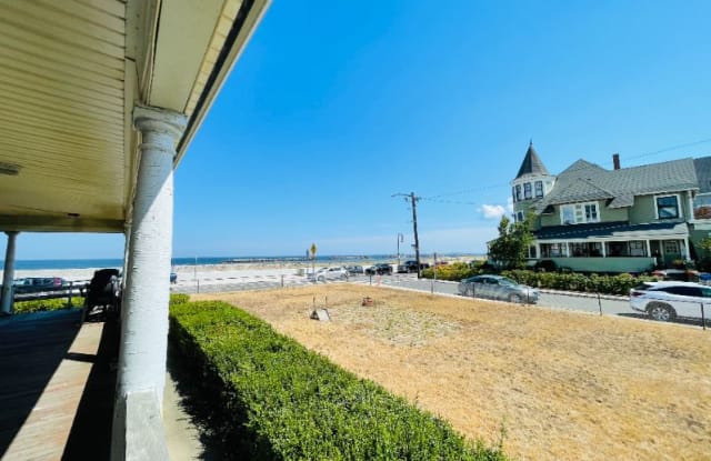 151 Winthrop shore drive 3 - 151 Winthrop Shore Drive, Winthrop Town, MA 02152