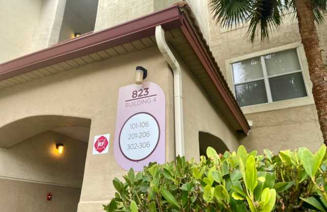 MOVE-IN SPECIAL - $500 CREDIT! 1BR/1BA Altamonte Springs Condo!