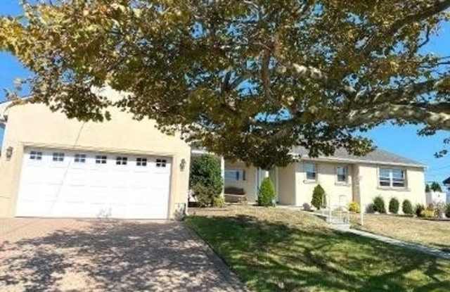 1424 Beech Street - 1424 Beech Street, East Atlantic Beach, NY 11509