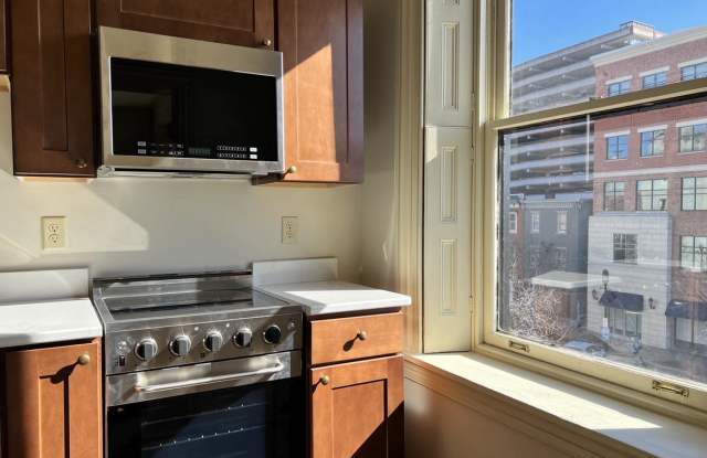 202 State Street, Apt 4
