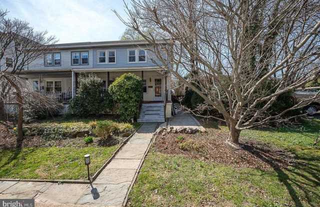 213 JOSEPHINE AVENUE - 213 Josephine Avenue, West Conshohocken, PA 19428