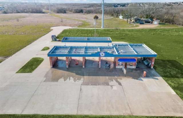 317 W Princeton Drive