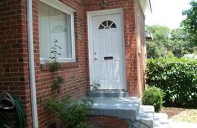 8440 12TH AVENUE - 8440 12th Avenue, Langley Park, MD 20903