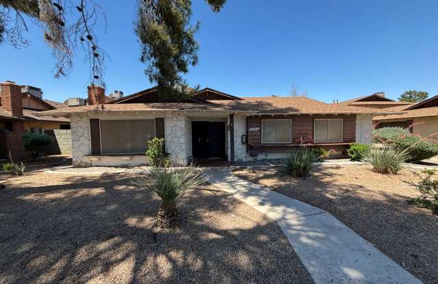 2744 Karen Ave. Unit 4