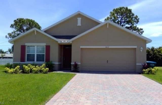 4417 SW 15 Place