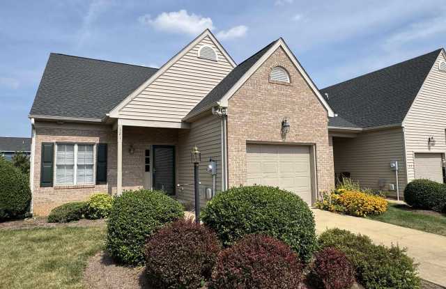 121 BRYANT DR