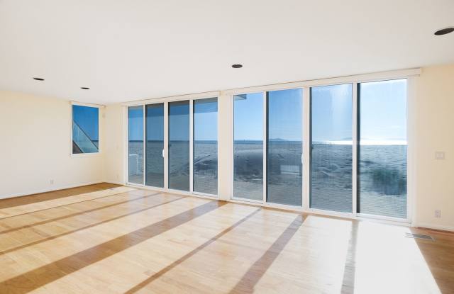 3637 Ocean | Hollywood Beach | Unfurnished Rental