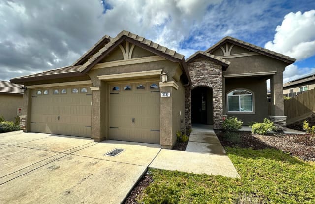 3232 DEMARTINI WAY - 3232 Demartini Drive, Roseville, CA 95661