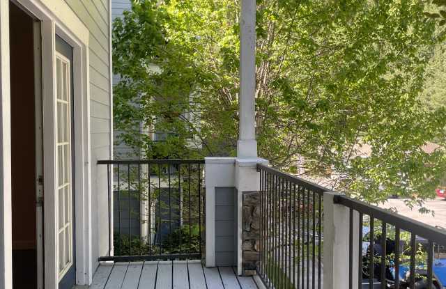 Photo of 800 Vista Lake Dr Apt 203