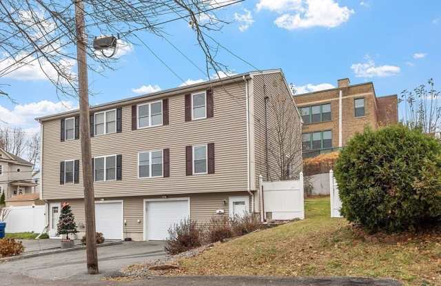 4 Moran Court unit: 4