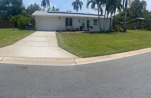 Photo of 6306 Saint Andrews Circle S