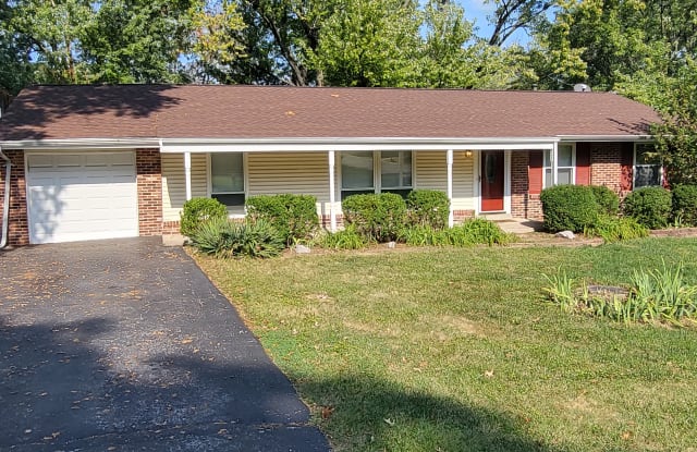 1033 Mackinac Dr - 1033 Mackinac Drive, St. Louis County, MO 63146