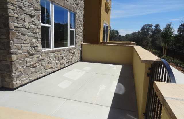 2121 Pasqual Dr. "Stone Point - Gated Patio Home"