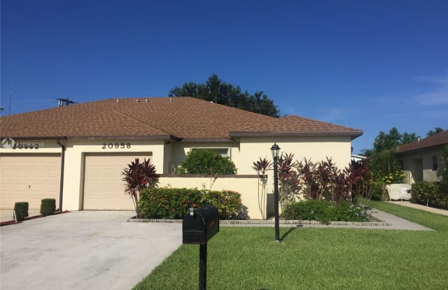 20958 E Concord Green Dr E - 20958 Concord Green Dr E, Palm Beach County, FL 33433