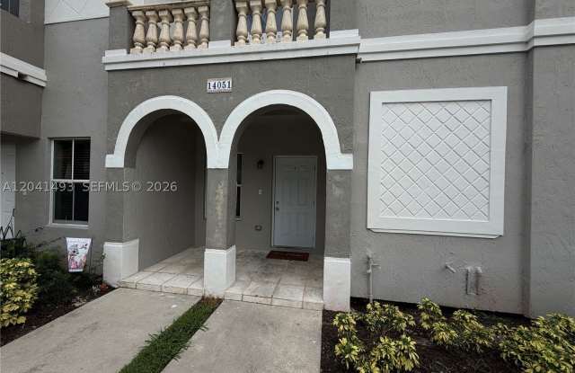 14051 SW 49th Ct