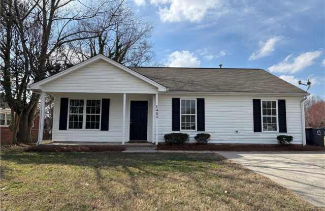 1404 Ardmore Dr