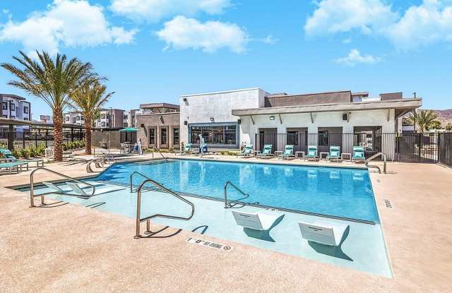 Photo of Summit on Boulder