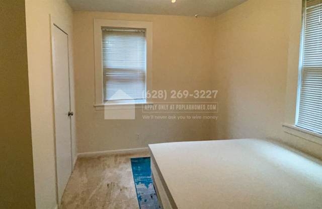 13202 11th St