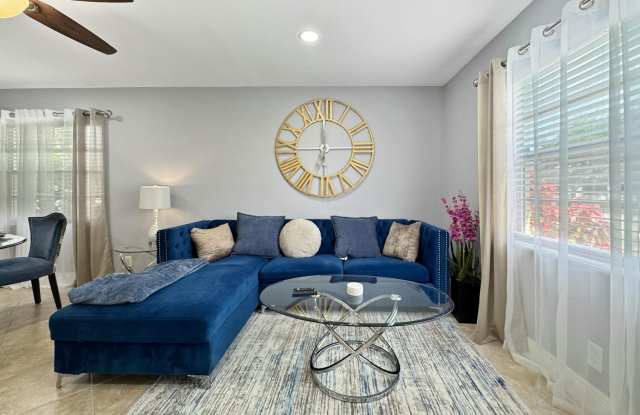 2004 SW Natura Boulevard