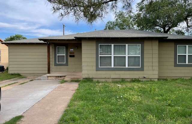 Photo of 2014 49th Street