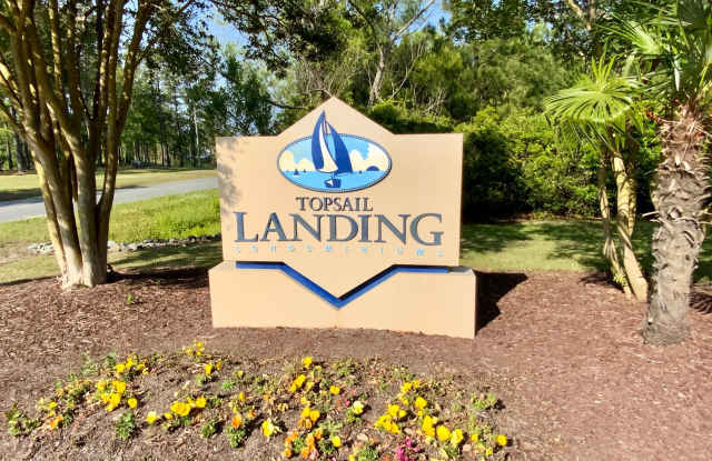 Photo of Furnished 3 bedroom 3 bath Condo - Flexible Term lease - Topsail Landing Community