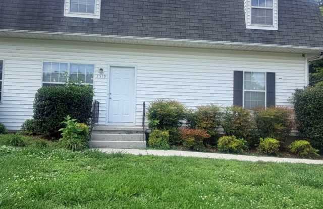 Large Fountain City Duplex available for rent!