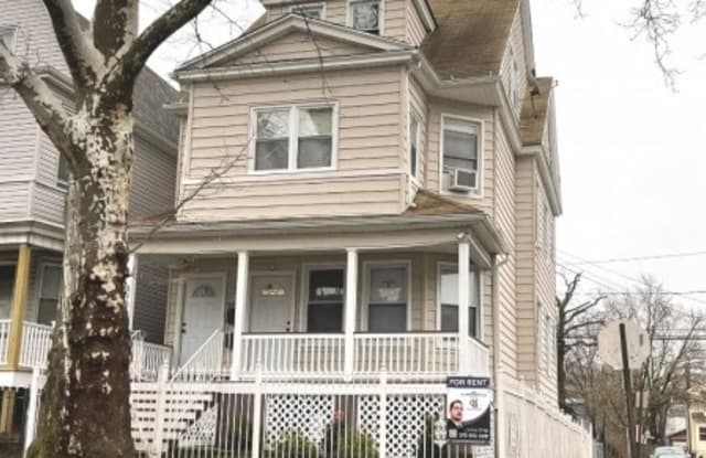 498 Norwood St - 498 Norwood Place, East Orange, NJ 07018