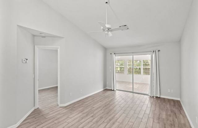 Sixty Oaks - Beautifully Remodeled Patio Home