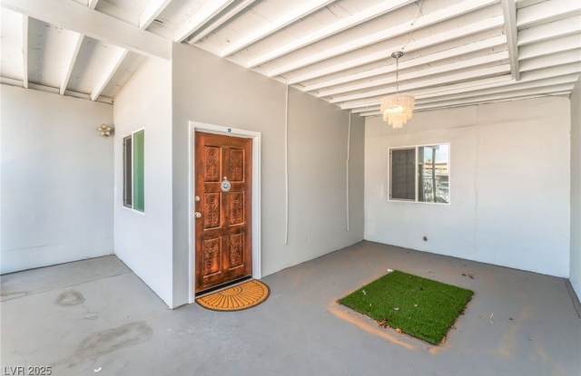 3008 Lawndale Street