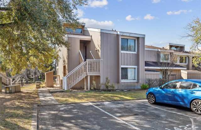 6120 PEREGRINE AVENUE