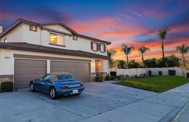 Photo of 697 Calumet