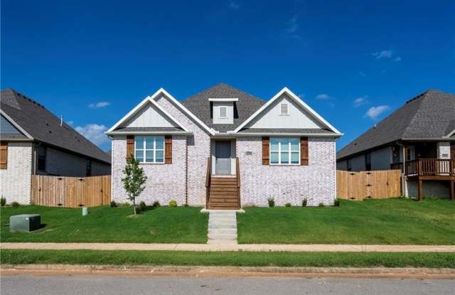 Photo of 4206  SW Adams  RD