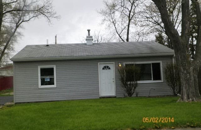 2225 220TH Street - 2225 East 220th Street, Sauk Village, IL 60411