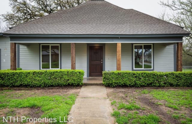 409 W 4th St - 409 West 4th Street, Springtown, TX 76082