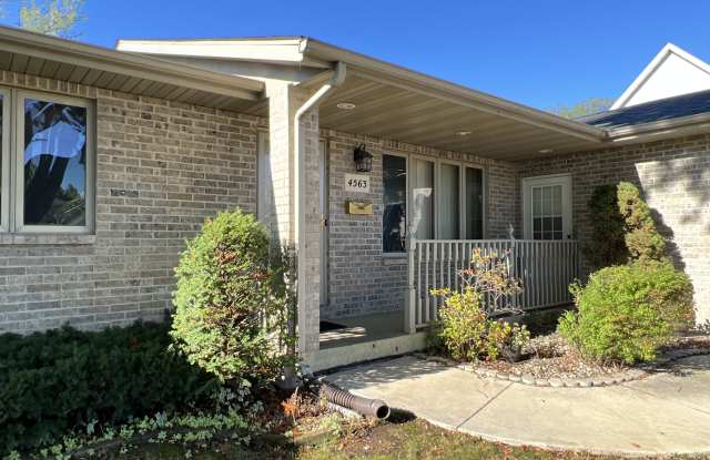 Photo of 4563 Camelot Drive