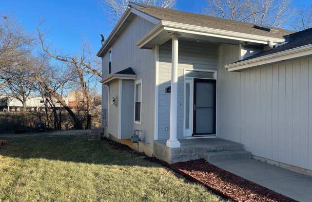 Photo of Beautiful 4 bedroom, 3 1/2 bath.