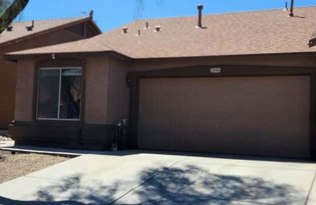 Beautifully Renovated 2 Bedroom - New A/C - Central Location - 2046 East Calle Gran Desierto, Tucson, AZ 85706