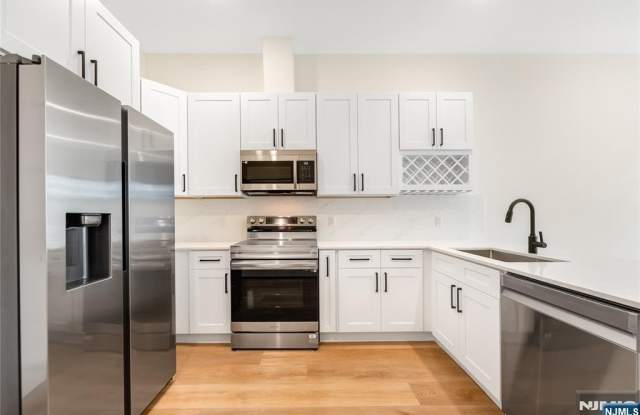 51 Queen Anne Road 312