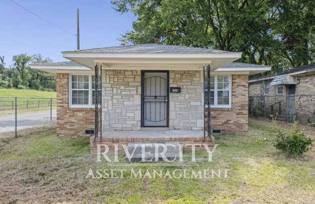 Photo of 1646 Harmen Street