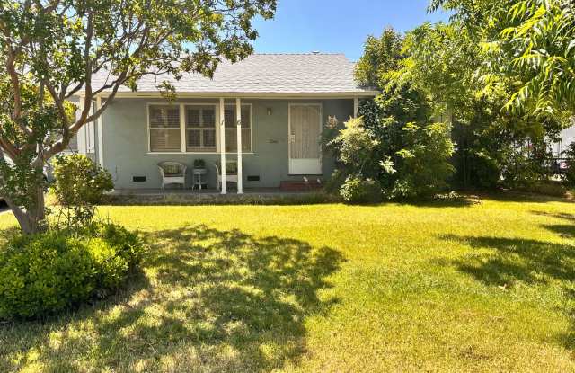 Photo of Well Located 1 Story Home Near Colleges