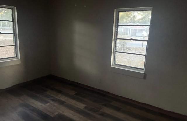 1505 West Gordon Avenue