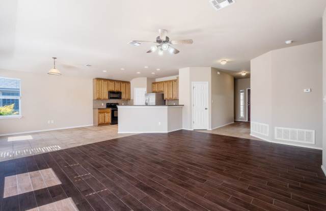 Photo of 3 Bedroom, 2 Bath Home in the Village of Berry Creek