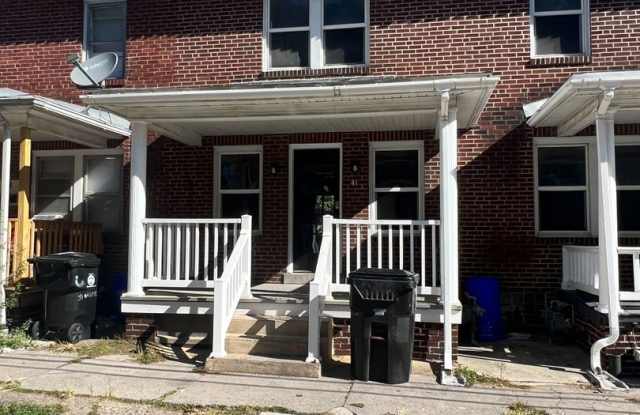 2 Bedroom 1 bathroom Renovated town home!