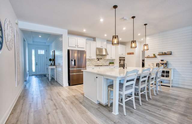 94242 Goodwood Drive