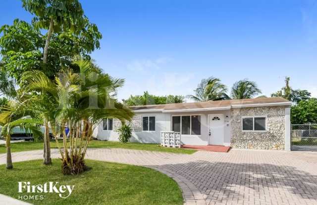 6820 Southwest 16th Court