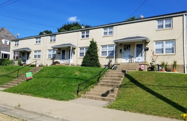 701 1/2 First Street - 701 1/2 1st St, Verona, PA 15147