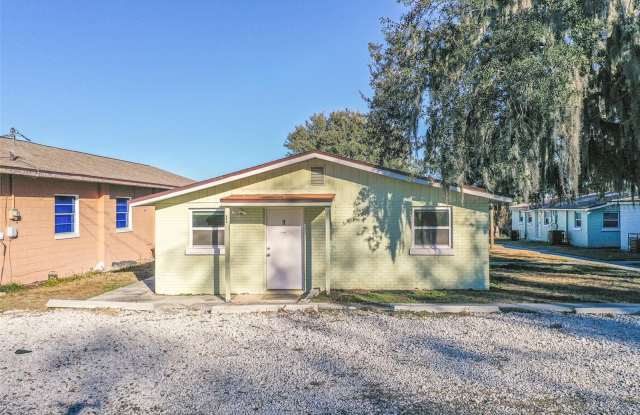 114 E NORTHSIDE DRIVE